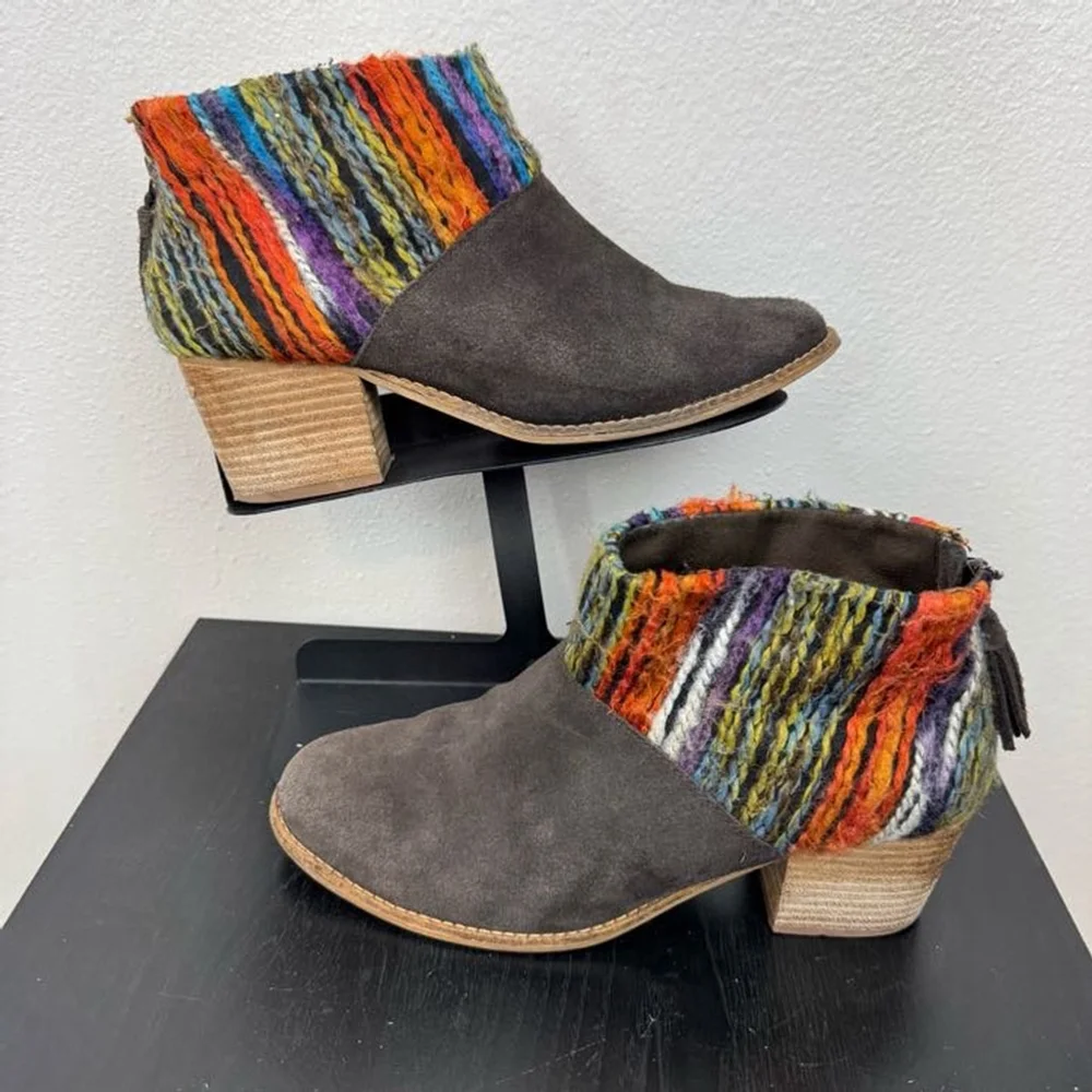 Toms Leila Ankle Boots Womens 9 Cocolate Multi Rainbow Suede Cozy Boho Chic Fall